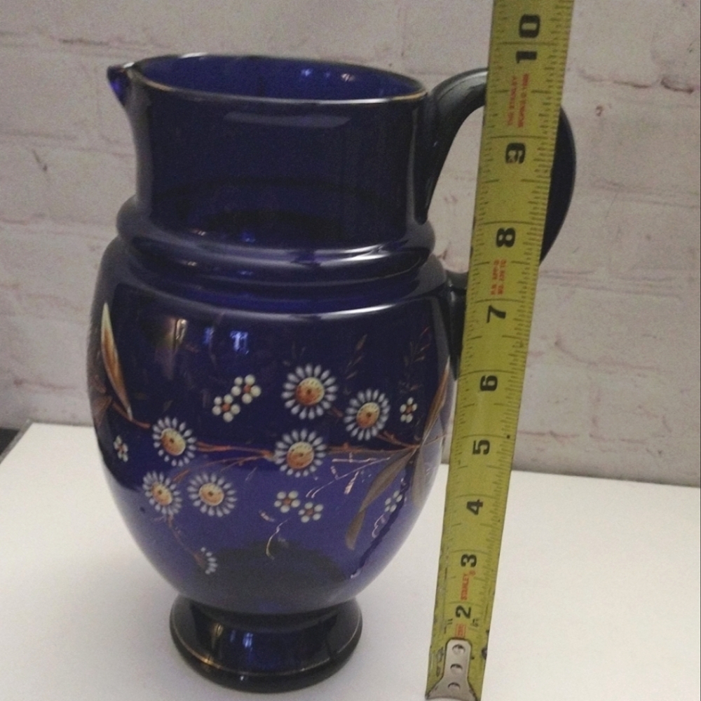 Antique VTG Hand Blown Cobalt Blue Glass Pitcher Jug White Daisy Flowers 9.5" - Picture 14 of 15